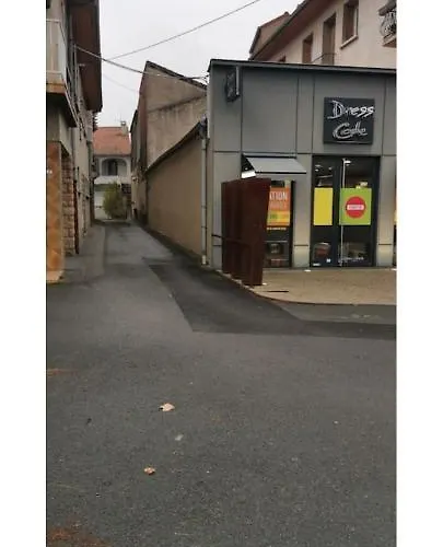 De Charme A 2 Pas Du Centre De * Montbrison